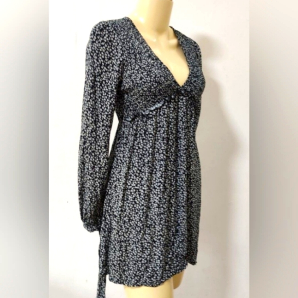 Beautiful WILD FABLE Dress Black White Medium Floral Cottagecore Mini Ruching